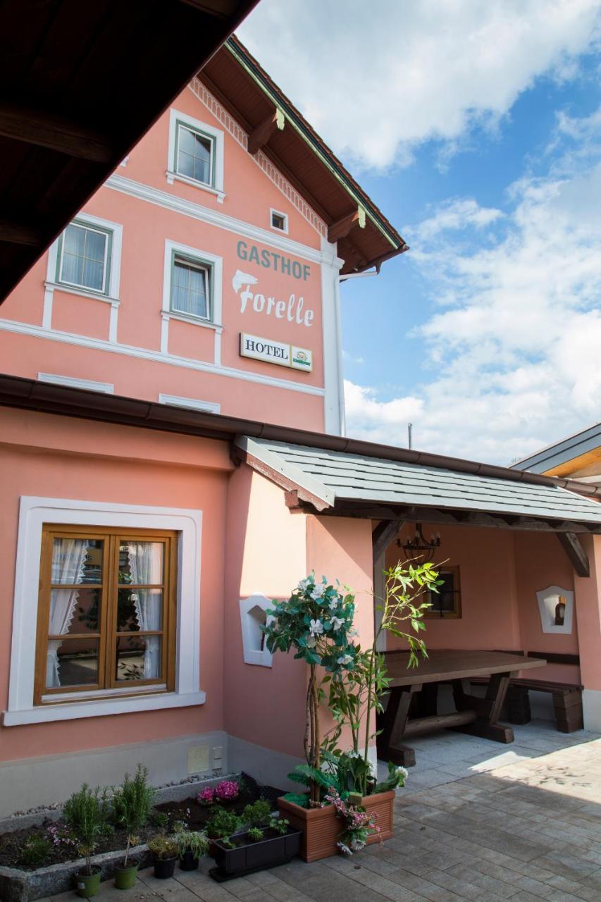 Hotel Gasthof Forelle Siegsdorf Exterior foto